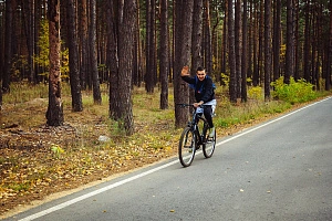 На "железном коне"!