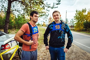На "железном коне"!